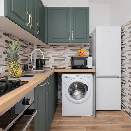Wladyslawa Iv Studio For 4 Guests By Renters شقة *